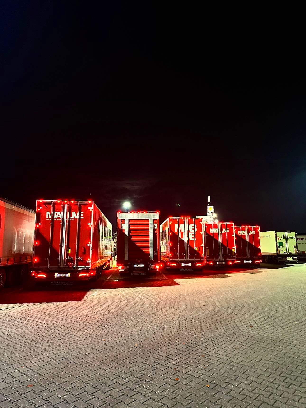 MTAB LIVE lastbilsflotta – fjärrtransport och turnélogistik